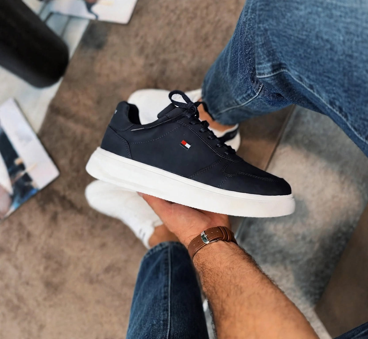 TOMMY HILFIGER