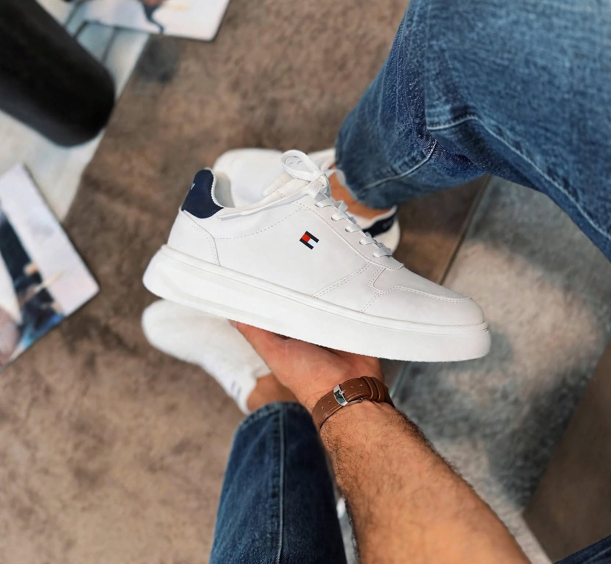 TOMMY HILFIGER